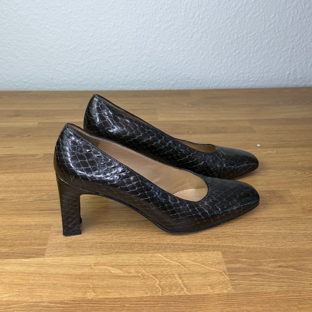 Stuart‎ Weitzman Snakeskin Embossed Square Toe Block Heel Pumps Brown 7.5 B